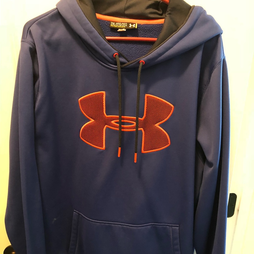 Under Armour Hoodie